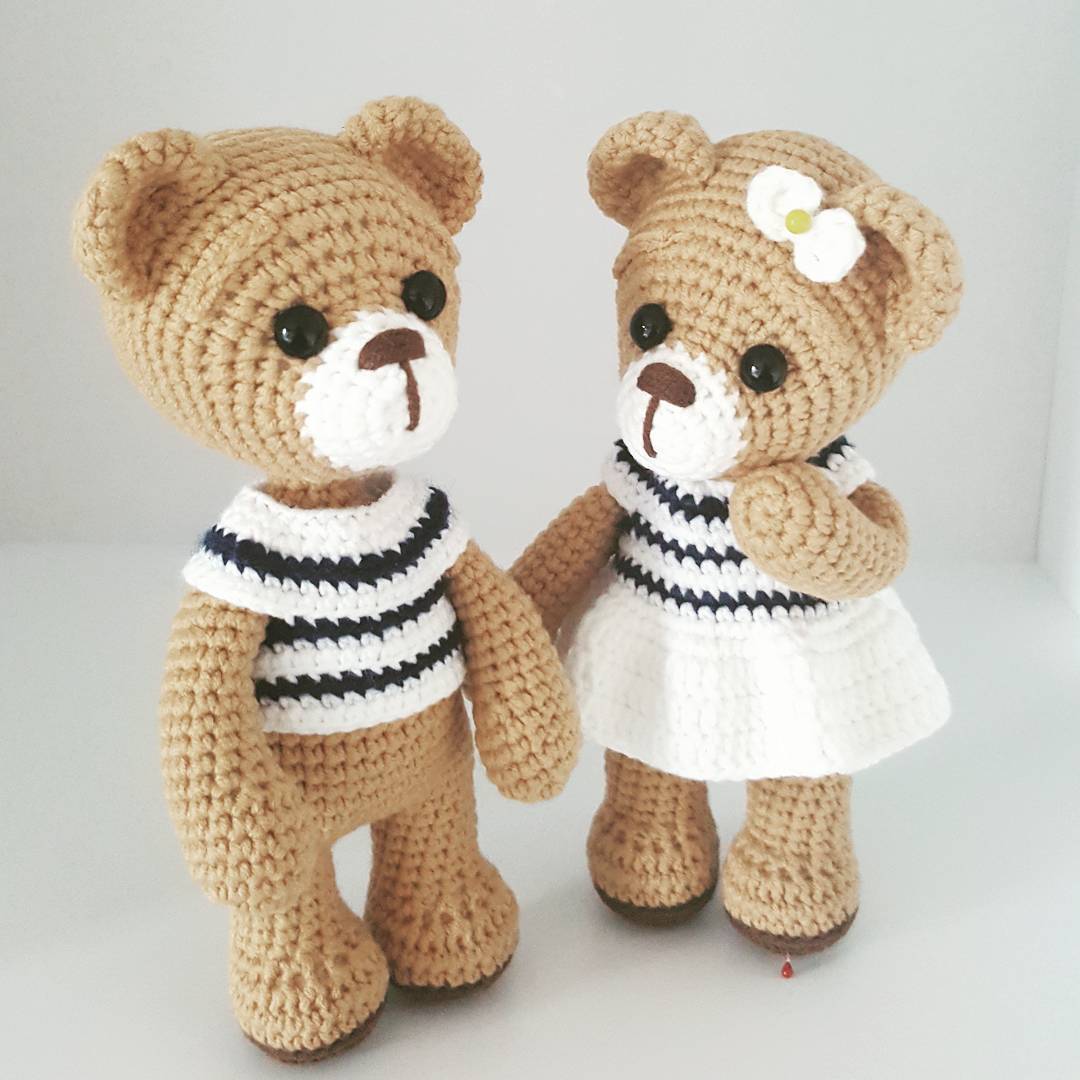 Игрушки крючком медведь