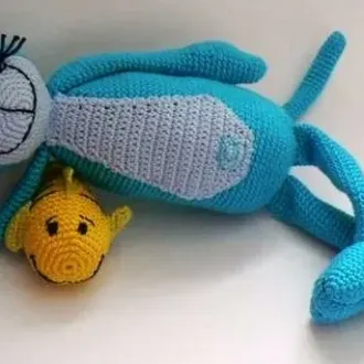 Кот Том с рыбкой