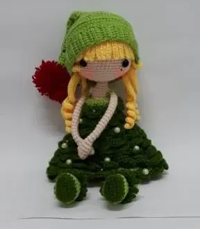 Рождественская кукла