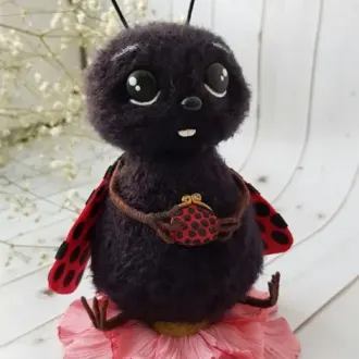 Божья коровка с кошельком
