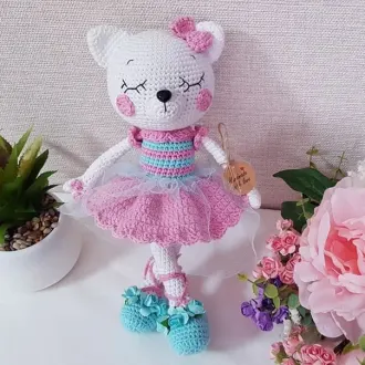 Кошечка балерина