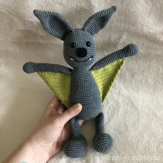 ЛЕТУЧАЯ МЫШЬ