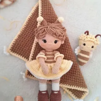 Куколка Шмель