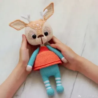Олененок новогодний