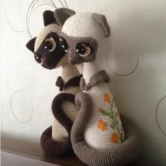 Сиамские кошки Макс и Микси