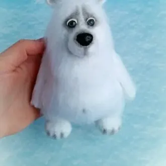 Белый мишка