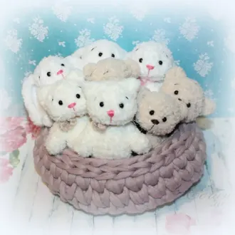 Котик, зайчик и мишка
