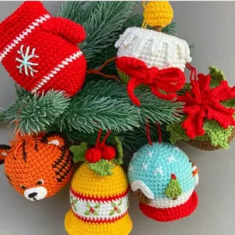 Новогодние игрушки