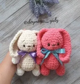 Маленькие длинноухие зайки
