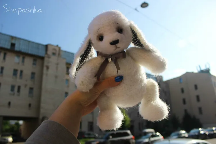Зайка Мила