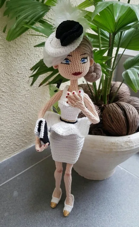 Леди в шляпке